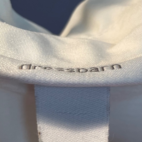 Classic white shirt with some stretch! - Picture 3 of 4